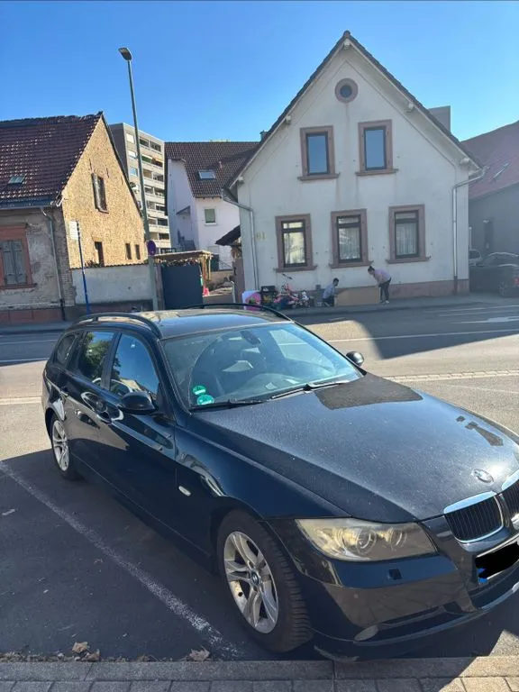 BMW 320