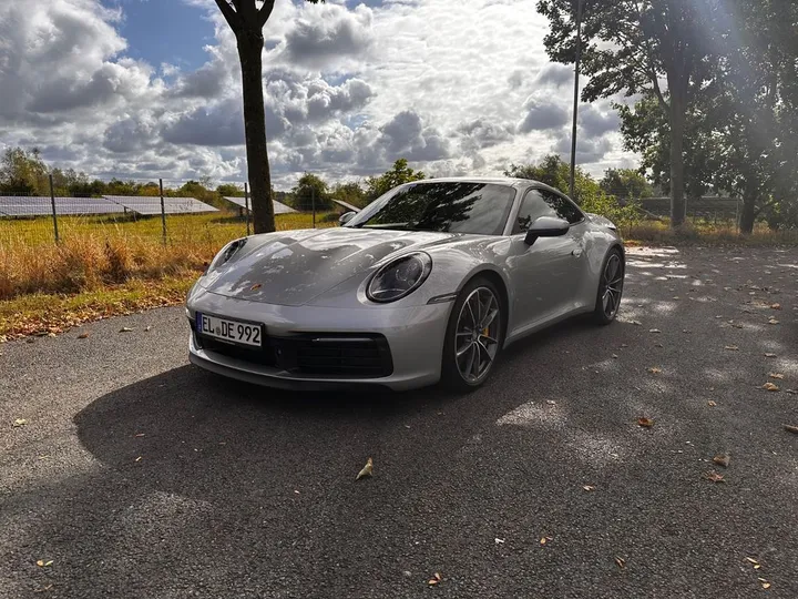 Porsche 992