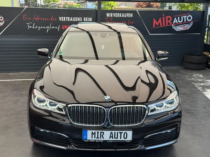 BMW 740