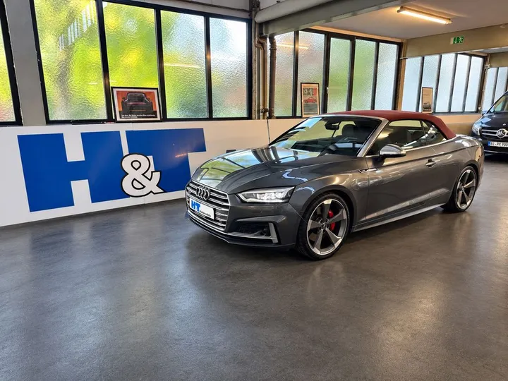 Audi S5