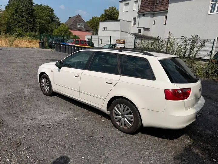 Seat Exeo