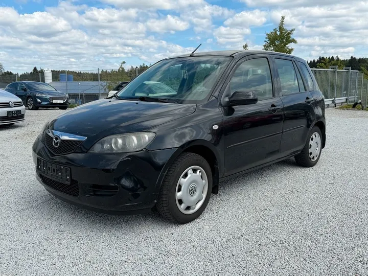 Mazda 2