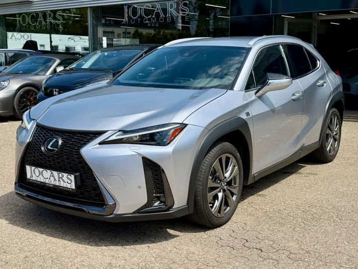 Lexus UX