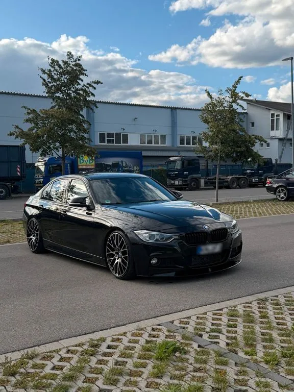 BMW 335