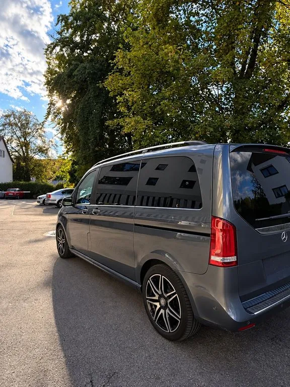 Mercedes-Benz V 250