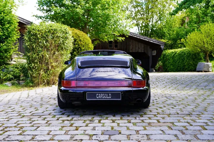 Porsche 964