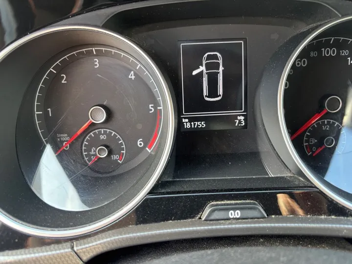 Volkswagen Touran