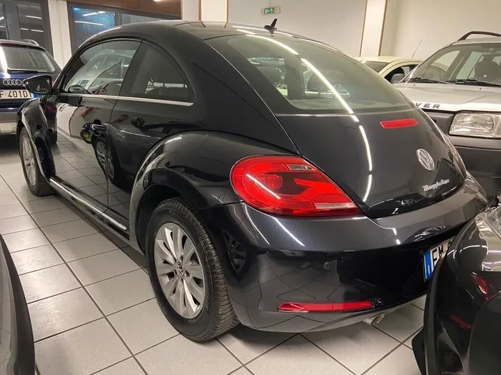 Volkswagen New Beetle