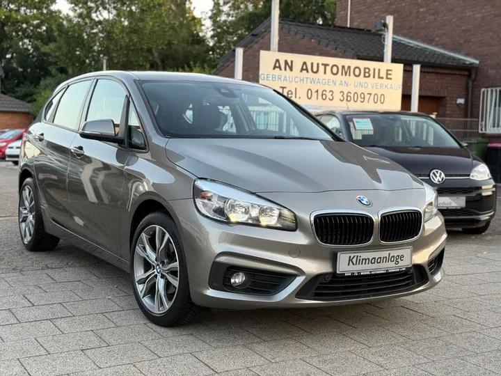 BMW 218