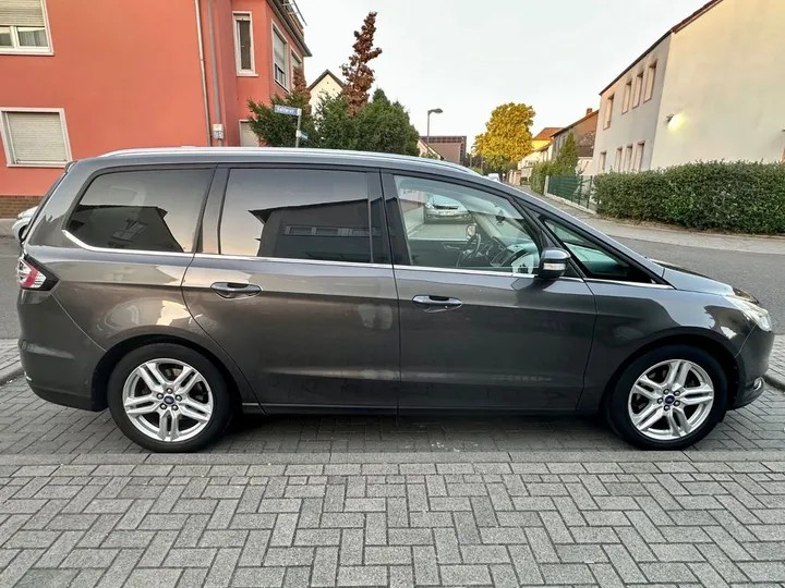 Ford Galaxy