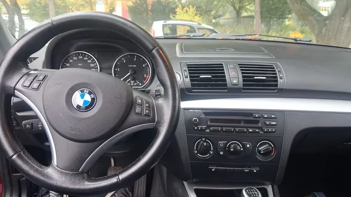 BMW 118