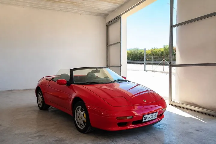 Lotus Elan