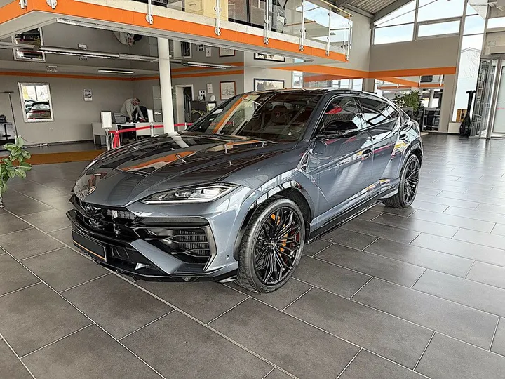 Lamborghini Urus