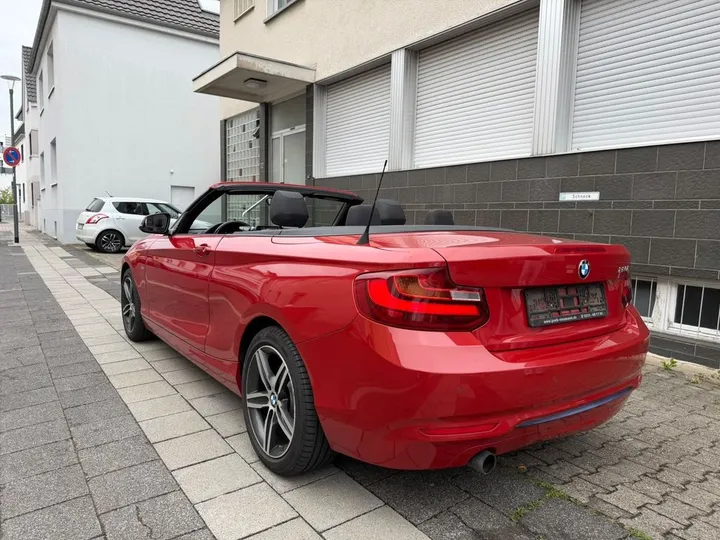 BMW 220