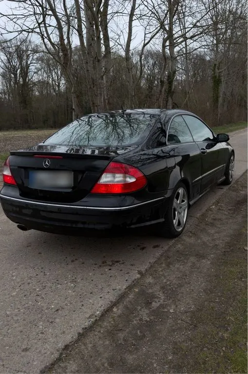 Mercedes-Benz CLK 220