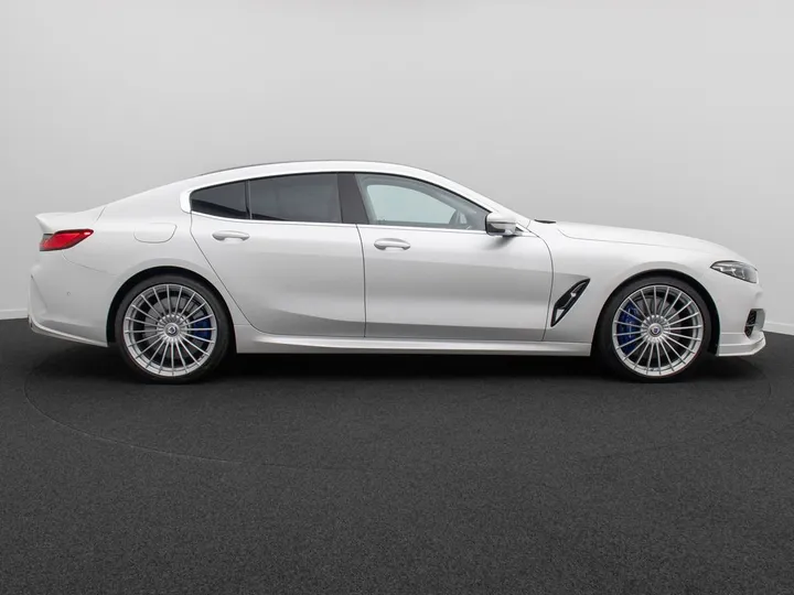ALPINA B8