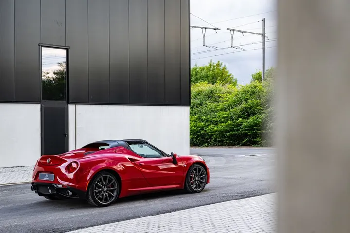 Alfa Romeo 4C