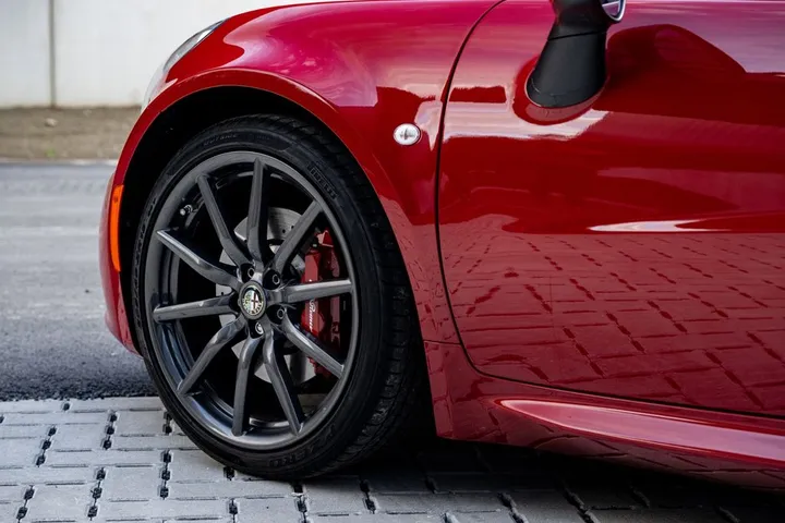 Alfa Romeo 4C