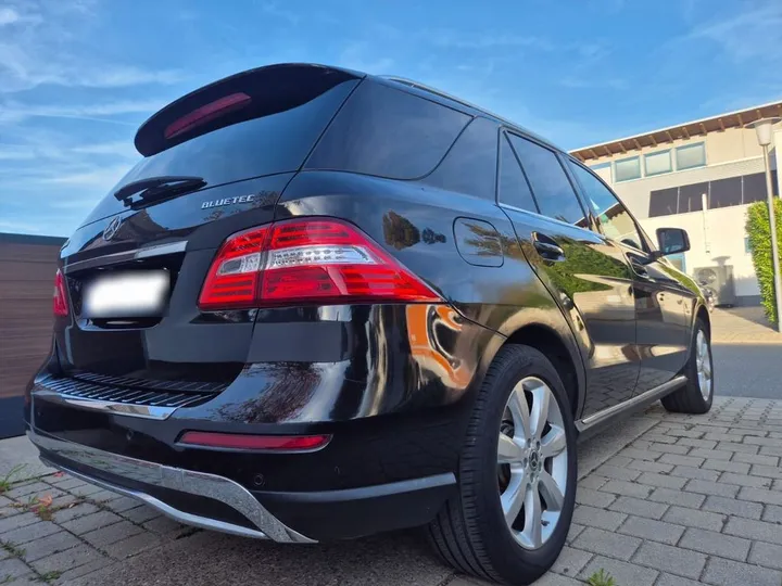 Mercedes-Benz ML 350