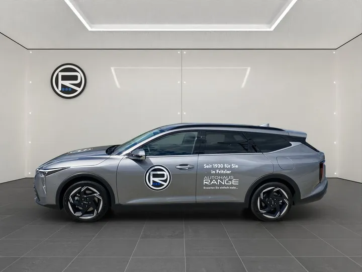 Kia K4