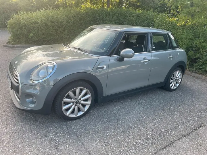 MINI One D