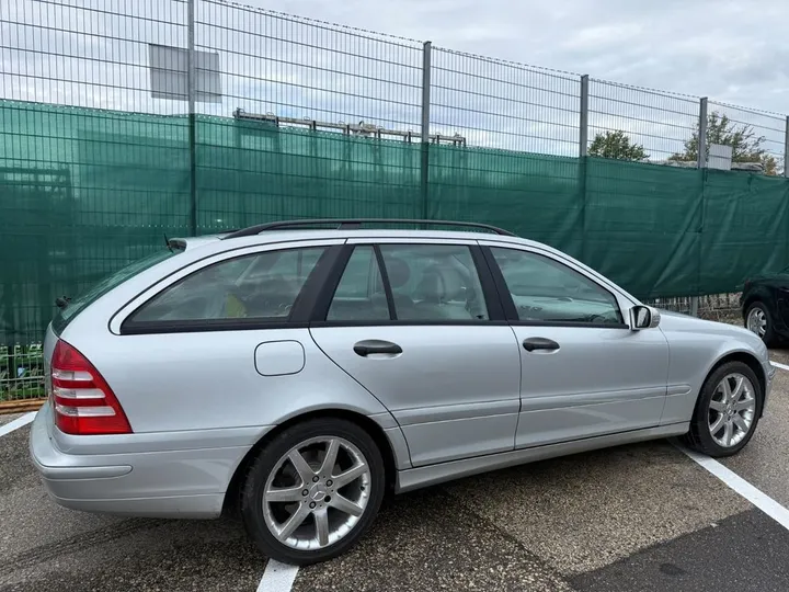 Mercedes-Benz C 280