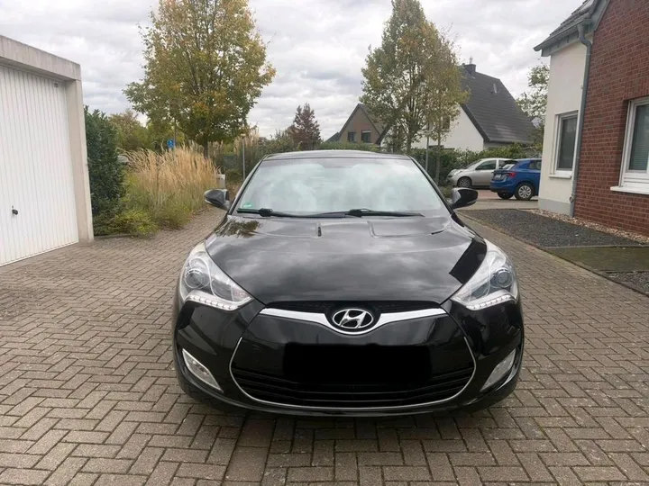 Hyundai Veloster