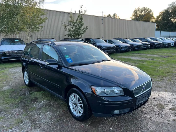 Volvo V50