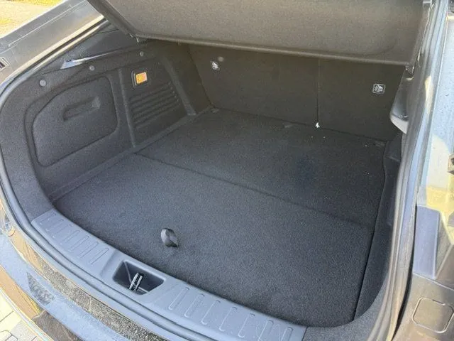 Mazda 6e