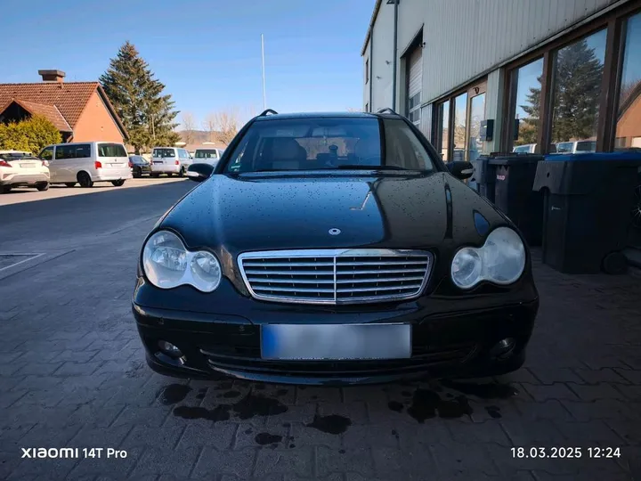 Mercedes-Benz C 220