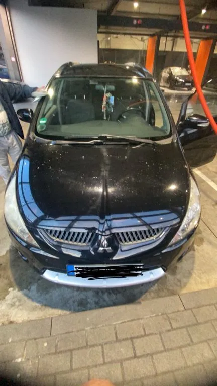 Mitsubishi Grandis