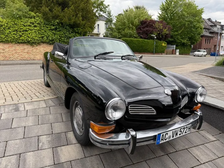 Volkswagen Karmann Ghia