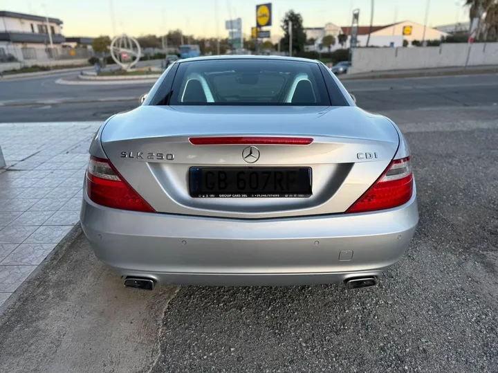 Mercedes-Benz SLK 250