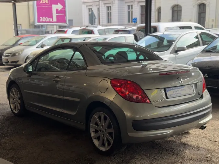 Peugeot 207
