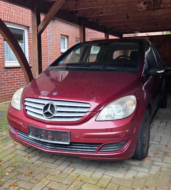Mercedes-Benz B 170