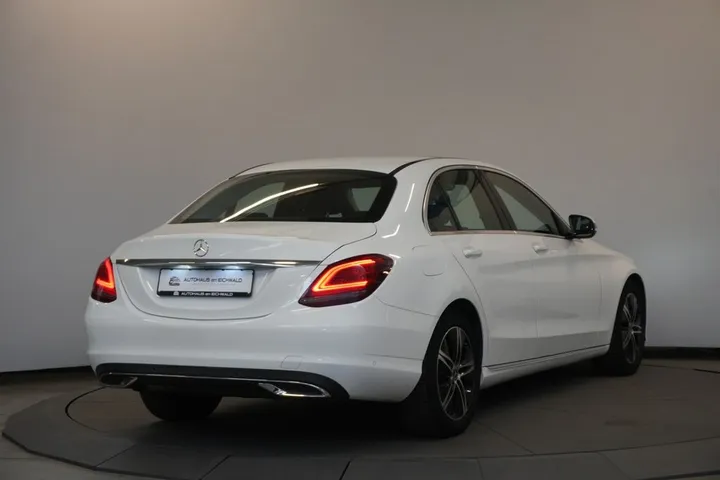 Mercedes-Benz C 200