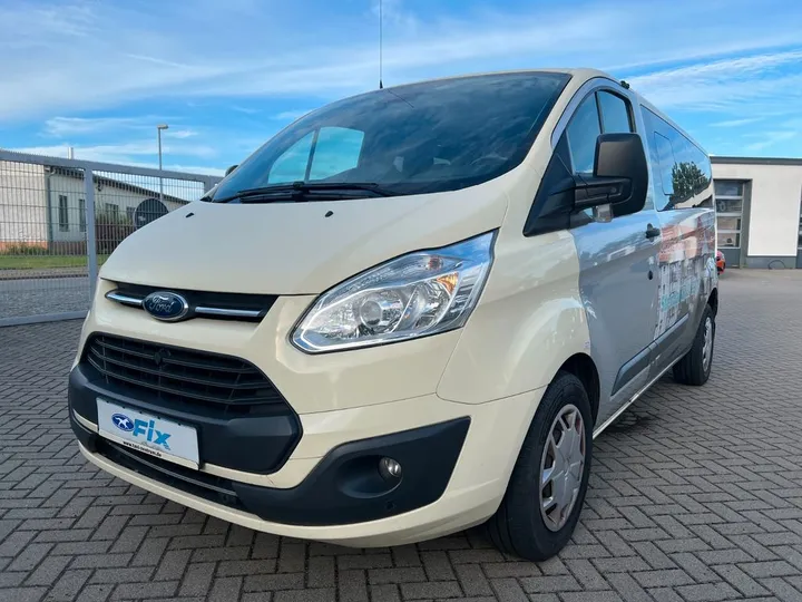 Ford Tourneo Custom