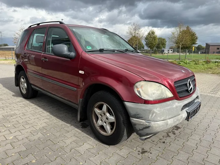 Mercedes-Benz ML 270