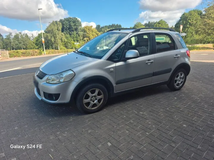 Suzuki SX4