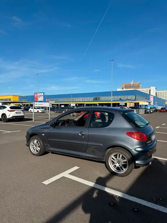 Peugeot 206