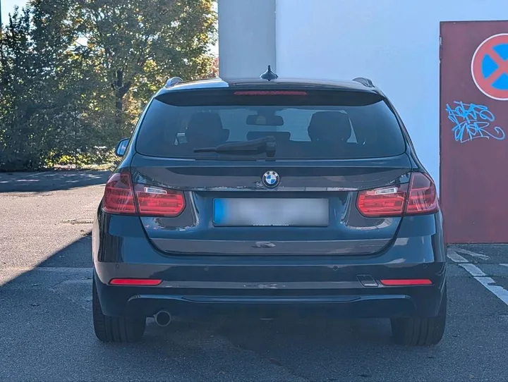 BMW 320