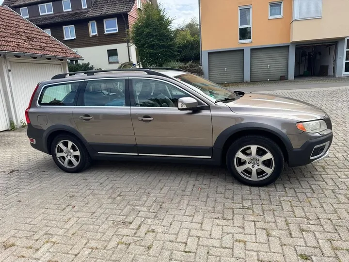 Volvo XC70