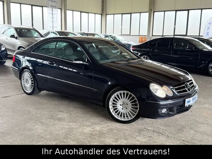 Mercedes-Benz CLK 320