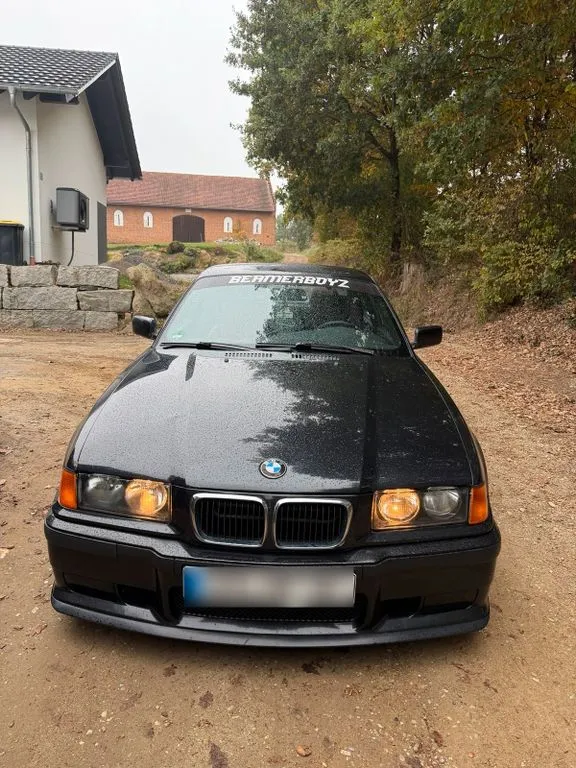 BMW 318