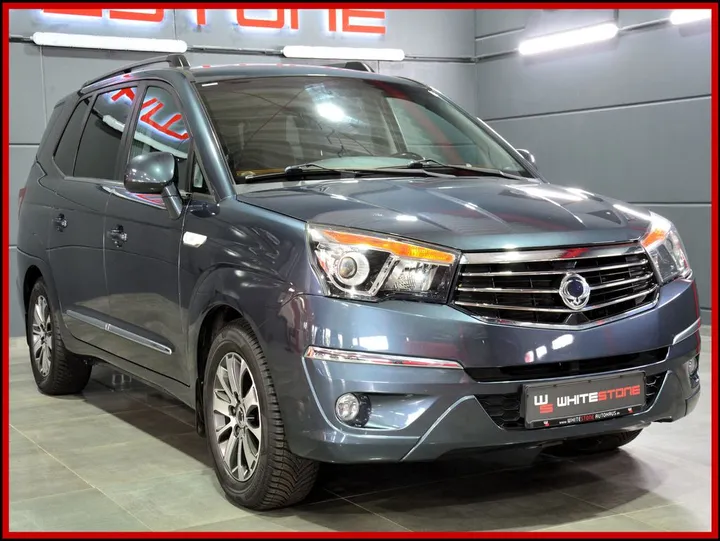 Ssangyong Rodius