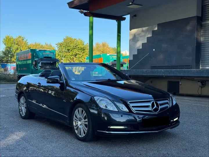 Mercedes-Benz E 220