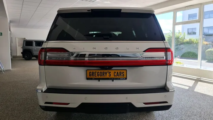 Lincoln Navigator