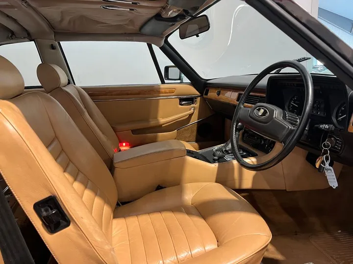 Jaguar XJSC
