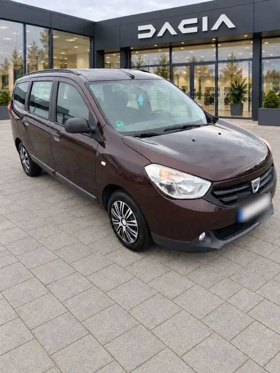 Dacia Lodgy
