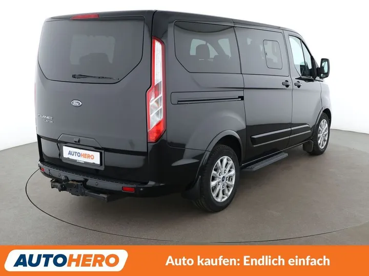 Ford Tourneo Custom